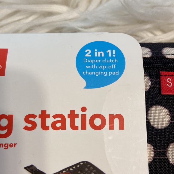 Skip *Hop Changing Station brand new - Picture 4 of 8